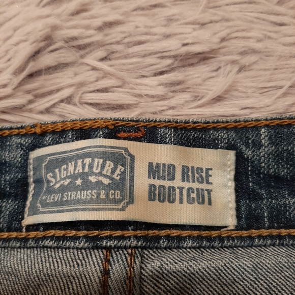 Levi Signature Jeans Size 10 Short - Picture 2 of 13